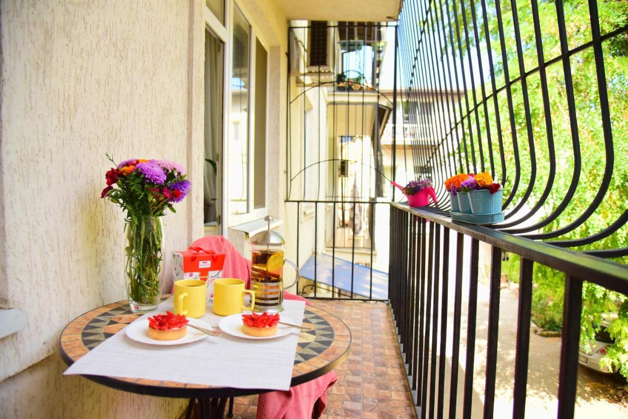 Center Of Odessa. Comfortable 2 Rooms Apartment Exterior foto