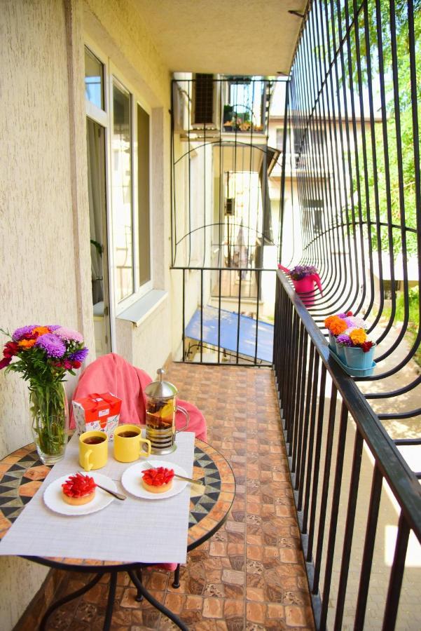 Center Of Odessa. Comfortable 2 Rooms Apartment Exterior foto